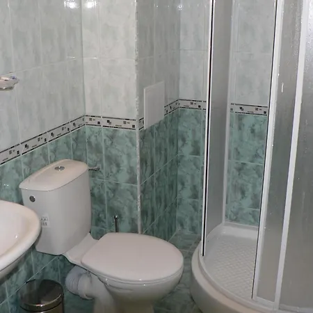 מלון Hotel Varvara