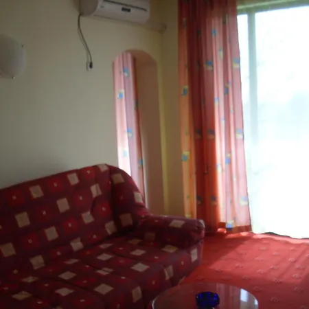 Varvara Hotel 3*